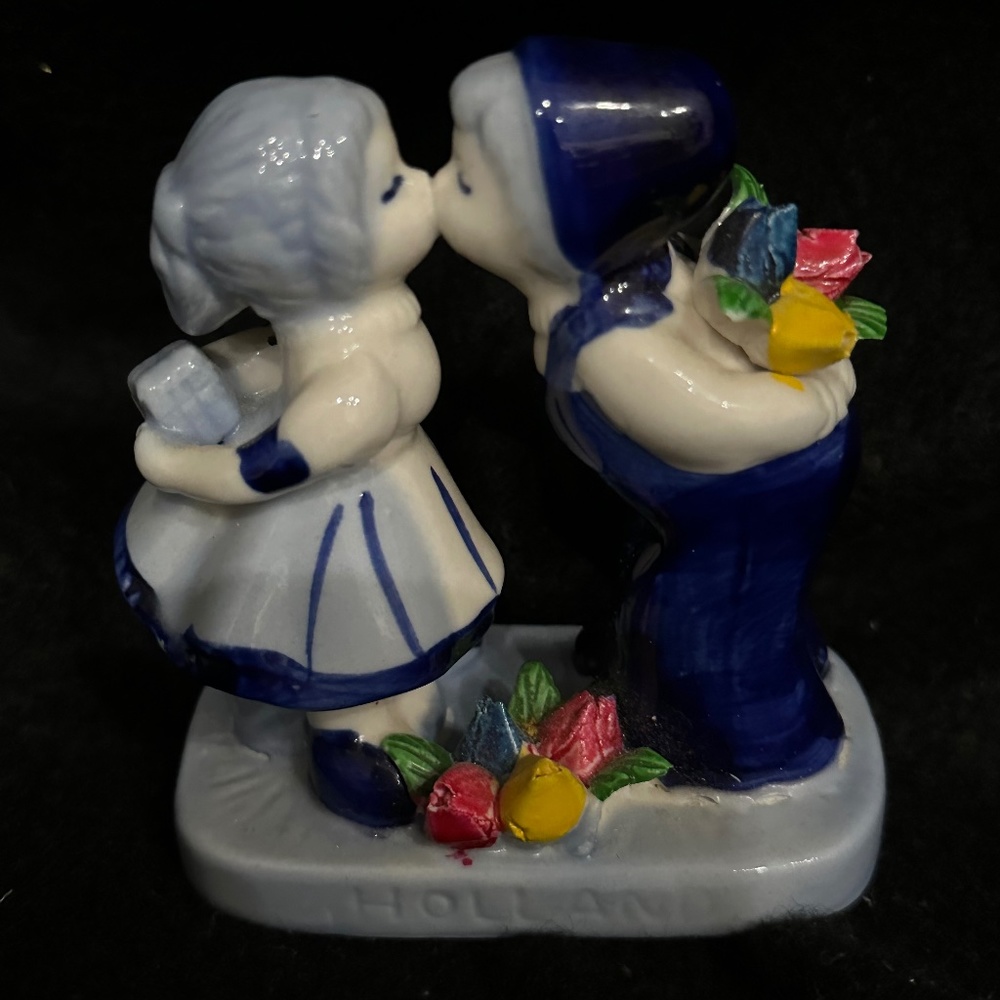Delft Blue , vintage , Holland, boy and girl porcelain figurine.
